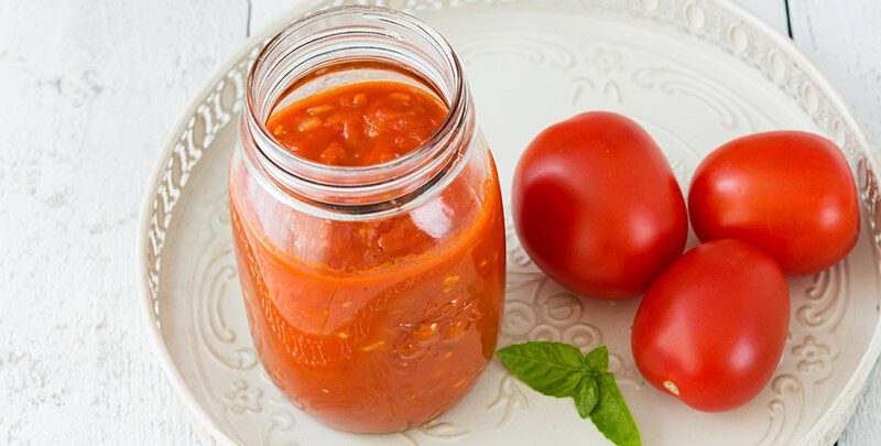Zelfgemaakte Tomatensaus